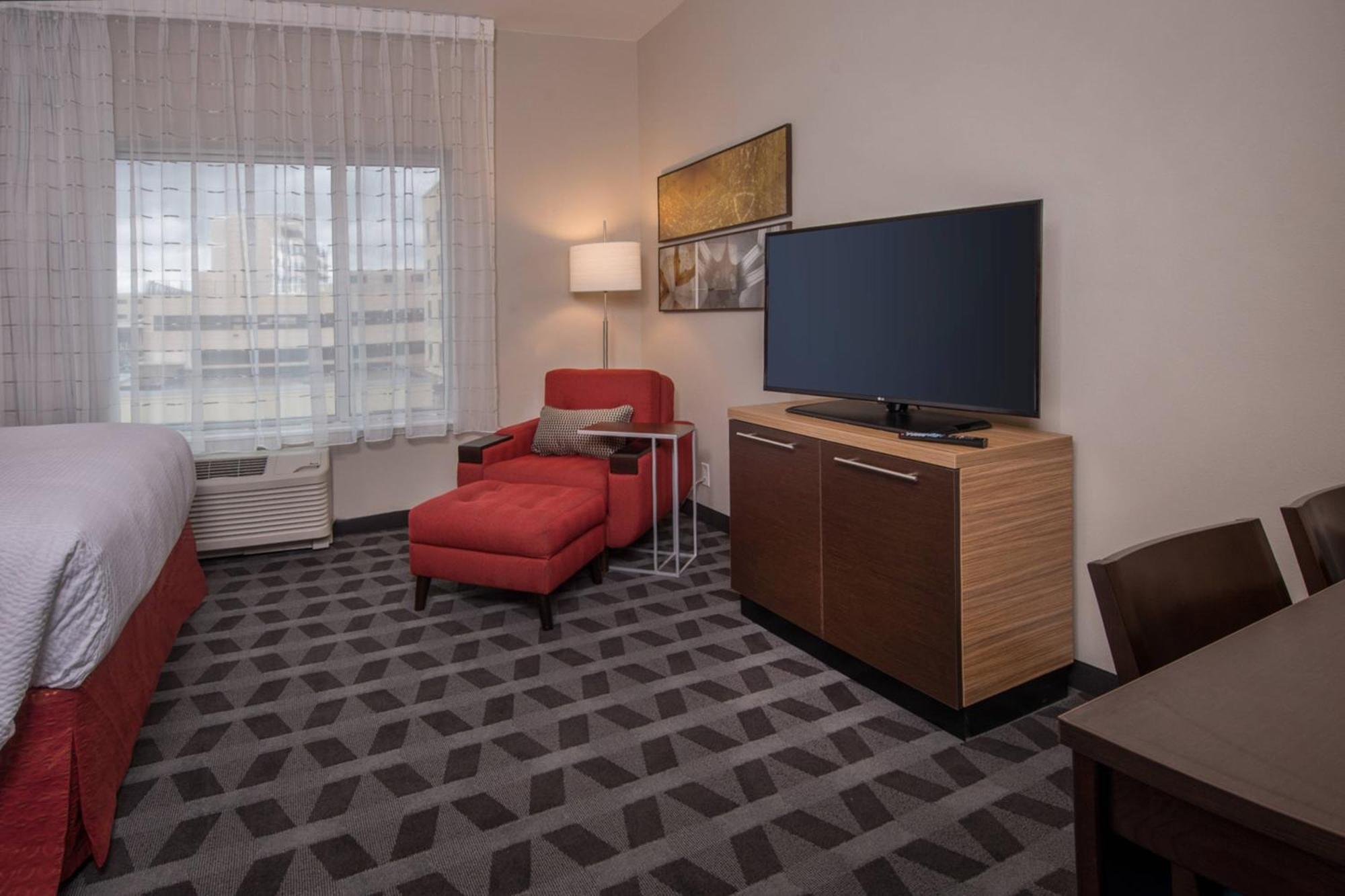 Towneplace Suites By Marriott Altoona Esterno foto