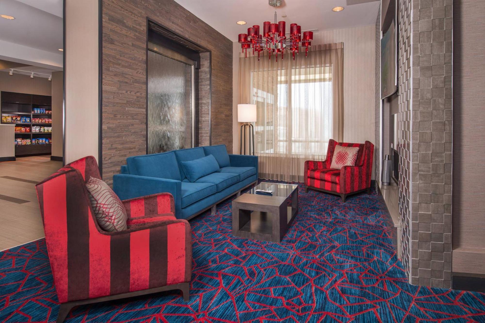 Towneplace Suites By Marriott Altoona Esterno foto