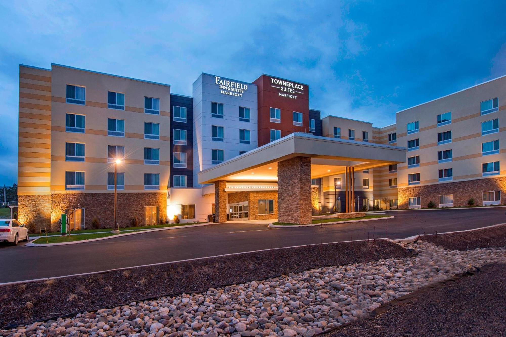 Towneplace Suites By Marriott Altoona Esterno foto